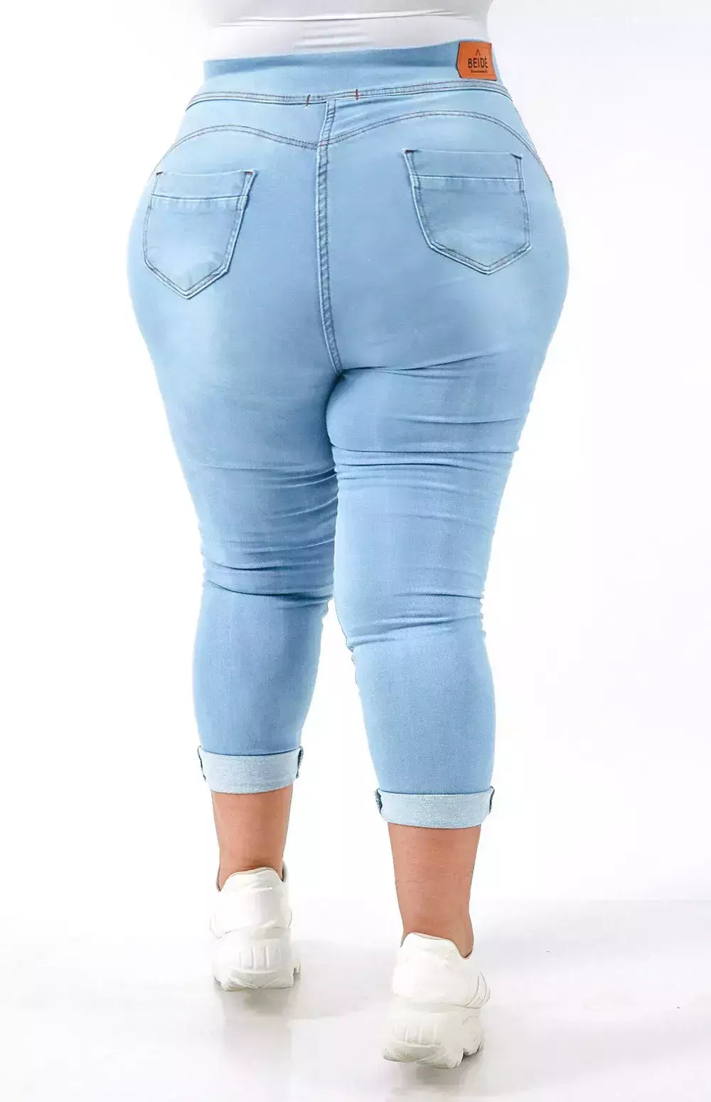Calça Jeans Plus Size - Extreme Power Comfy Capri Clara