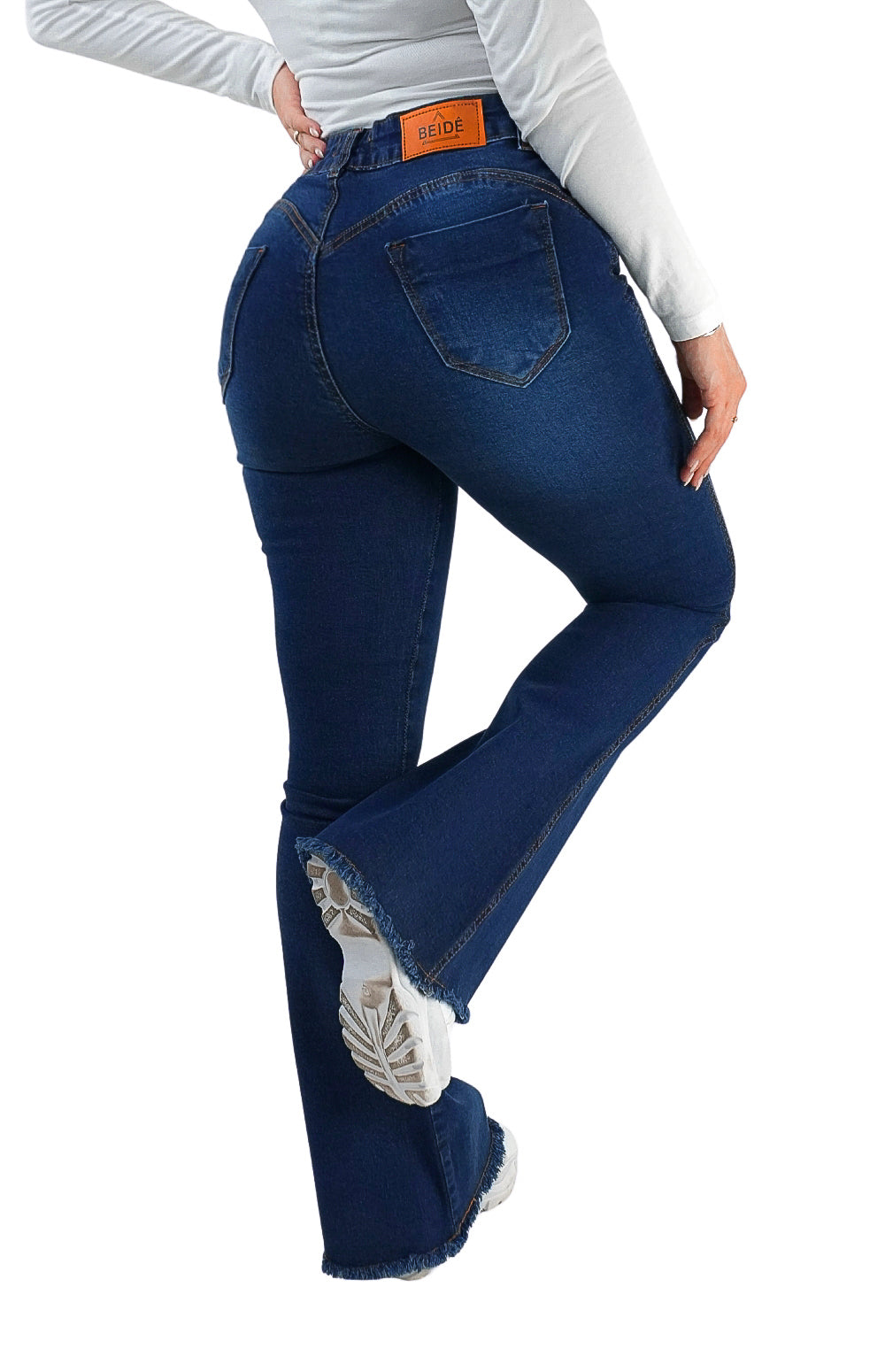 CALÇA JEANS PARA BAIXINHAS FLARE - BARRA DESFIADA