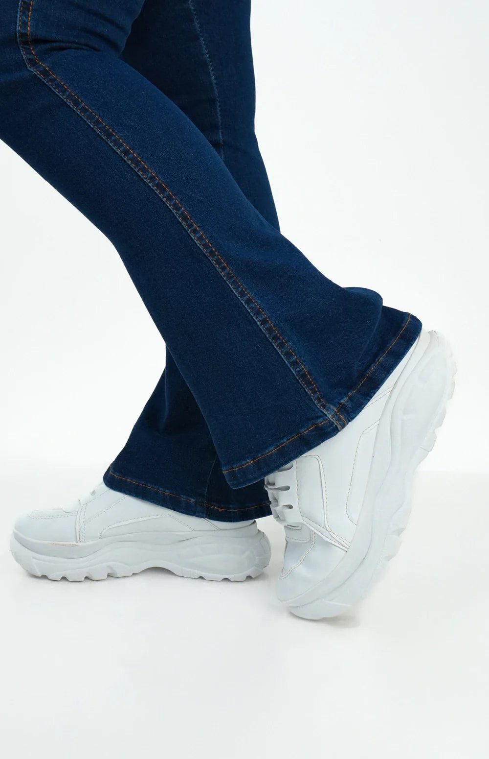CALÇA JEANS FLARE PARA BAIXINHAS PLUS SIZE - ESSENCIAL