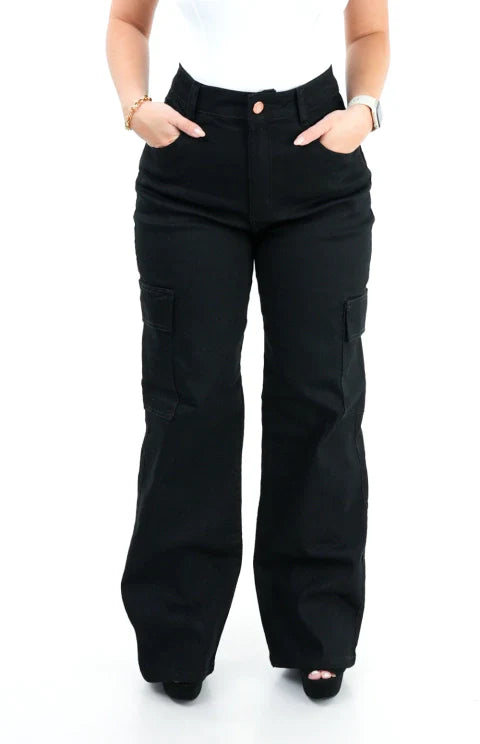 CALÇA JEANS FEMININA - WIDE LEG CARGO PRETA