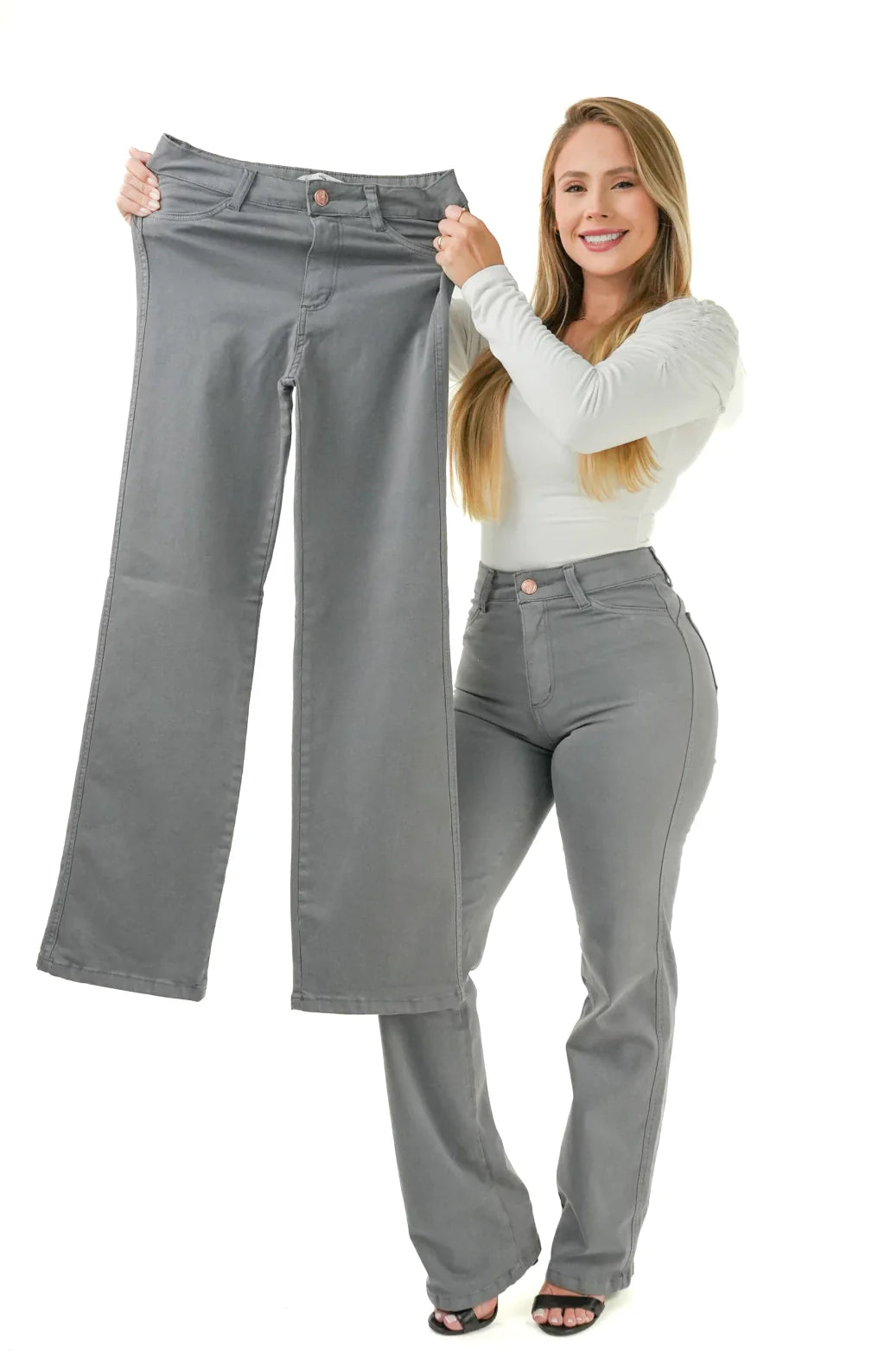 CALÇA JEANS FEMININA - RETA CINZA