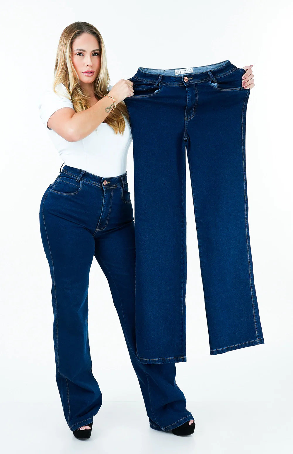 CALÇA JEANS FEMININA - WIDE LEG COM ELASTANO
