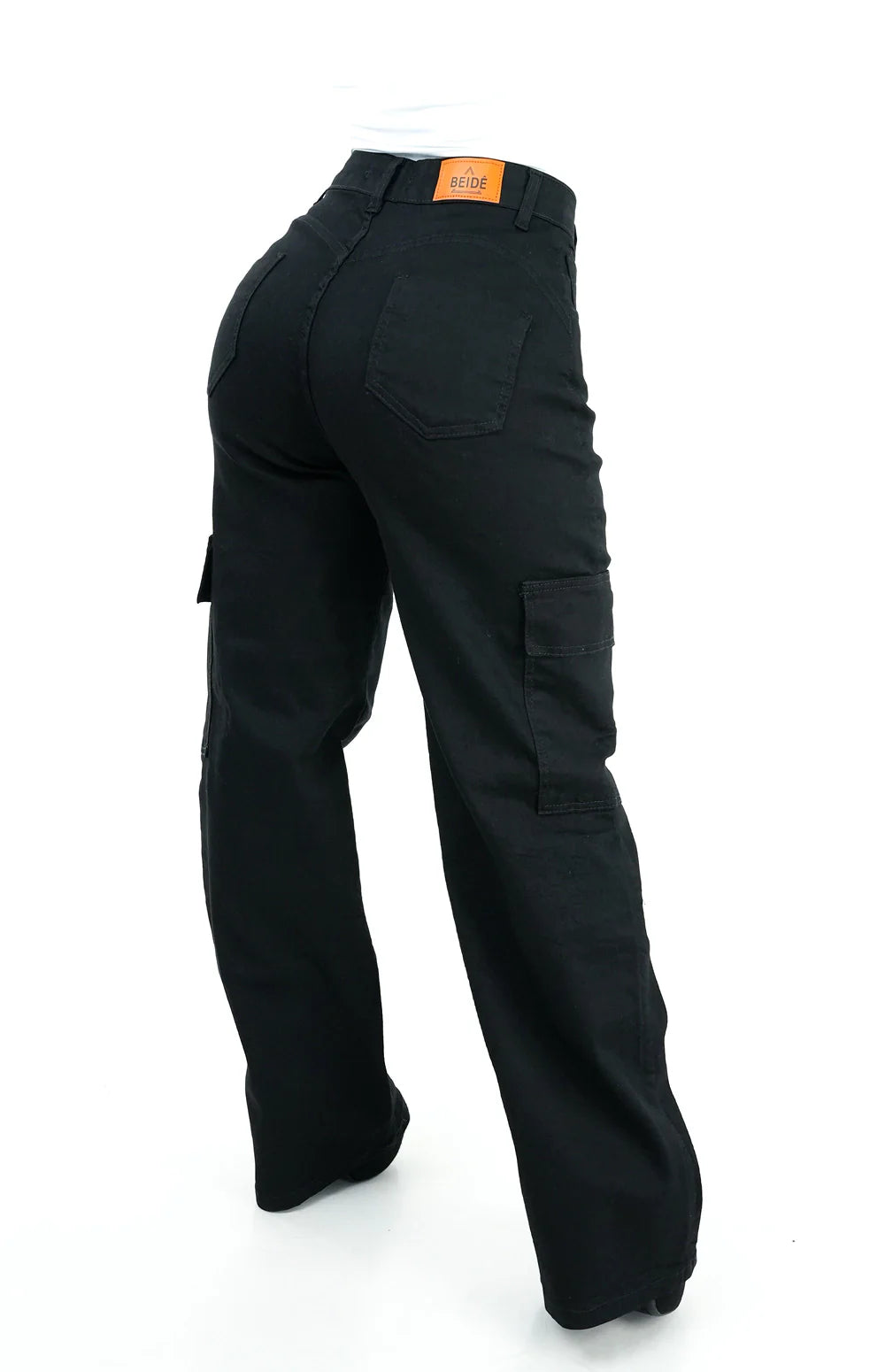 CALÇA JEANS FEMININA - WIDE LEG CARGO PRETA