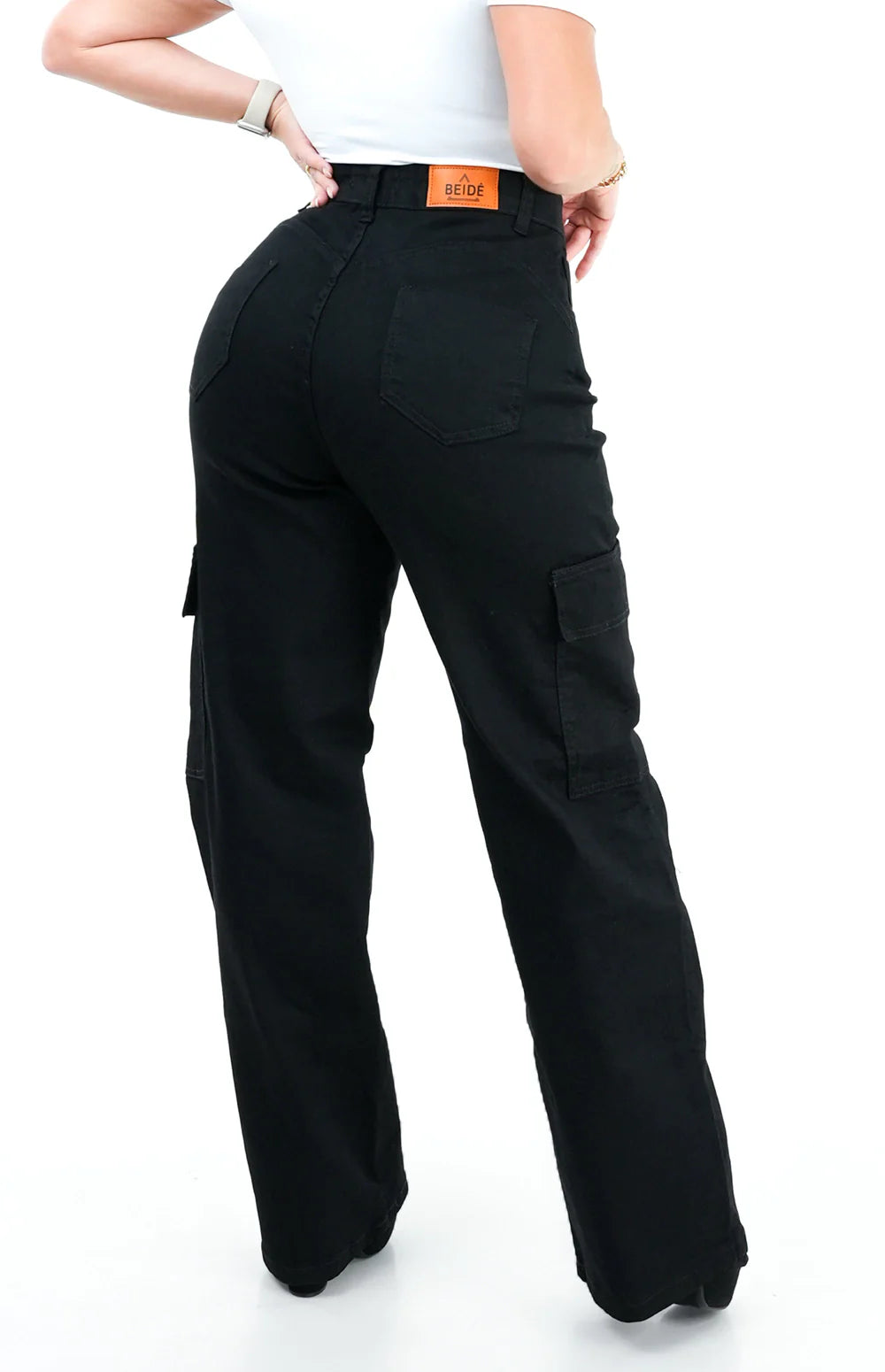 CALÇA JEANS FEMININA - WIDE LEG CARGO PRETA