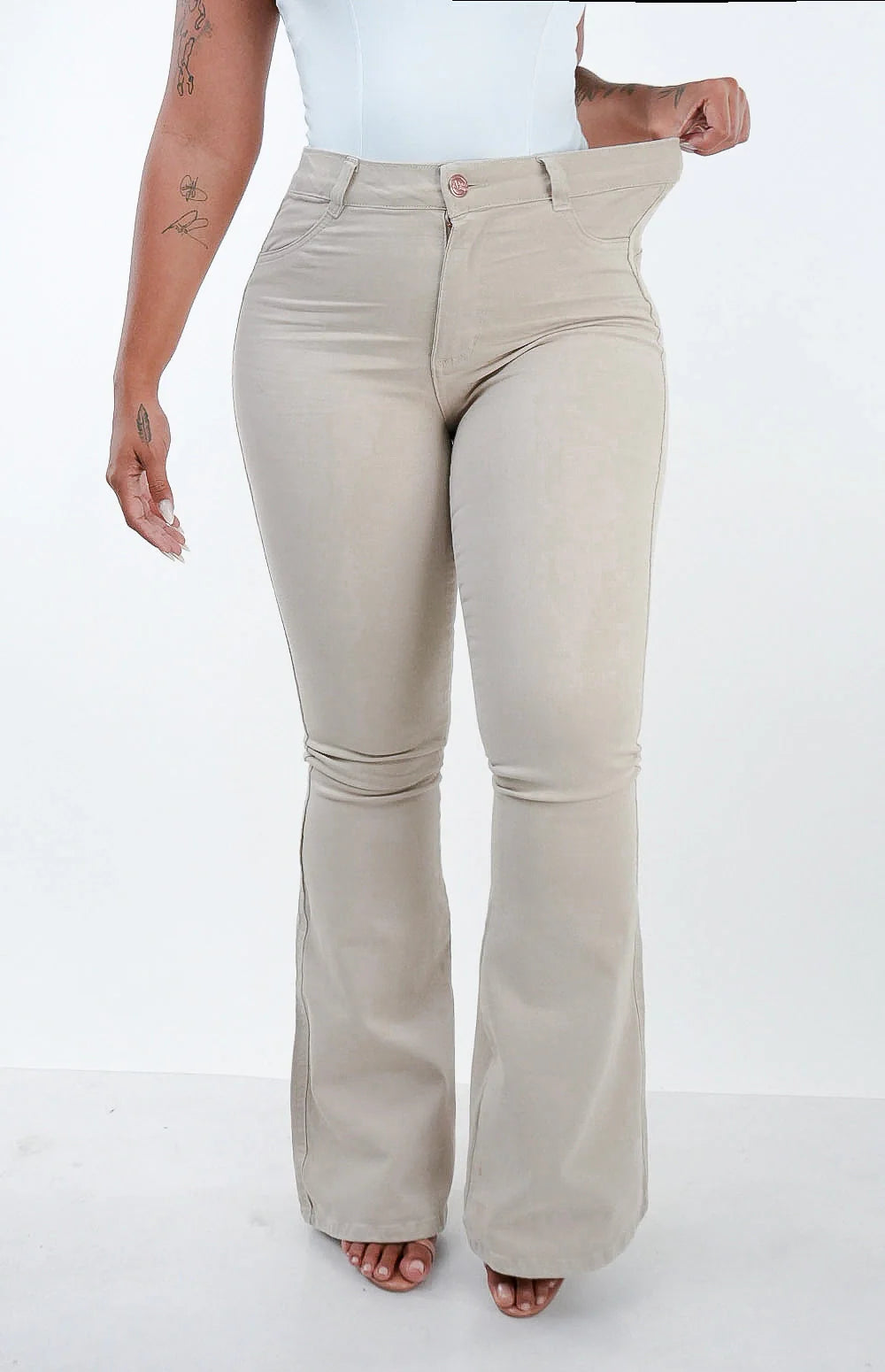 CALÇA FEMININA - FLARE NUDE CHIC
