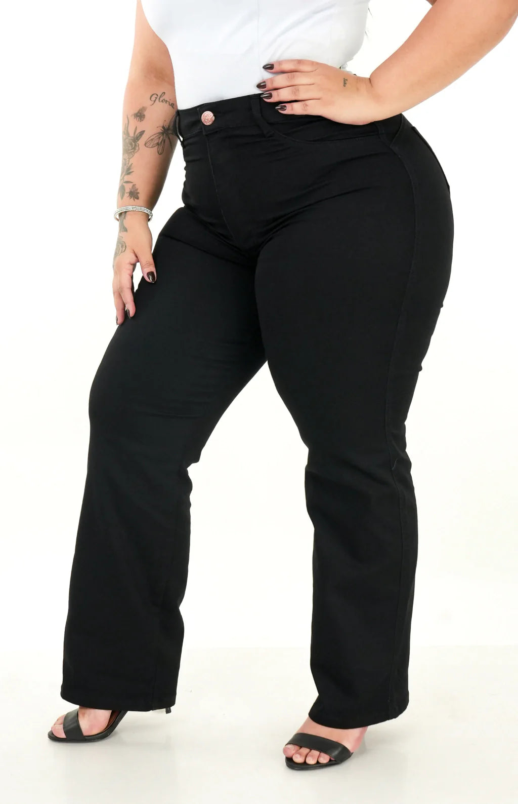 CALÇA JEANS FEMININA - RETA PRETA INTENSE