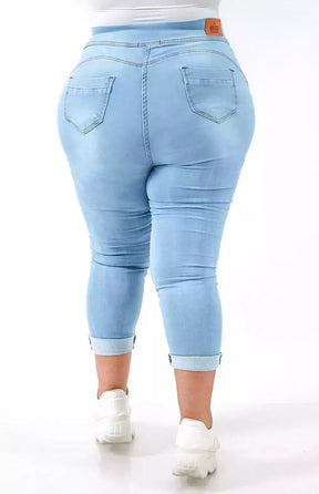 Calça Jeans Plus Size - Extreme Power Comfy Capri Clara