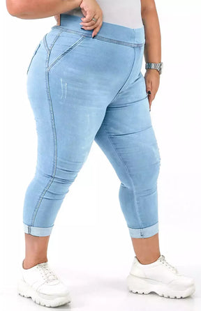 Calça Jeans Plus Size - Extreme Power Comfy Capri Clara
