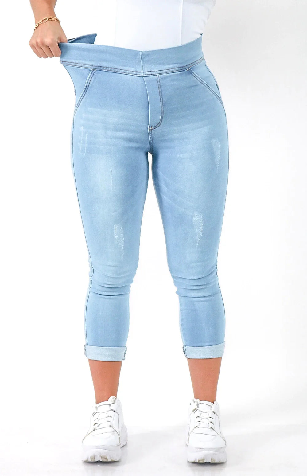 Calça Jeans Feminina - Extreme Power Comfy Capri Clara