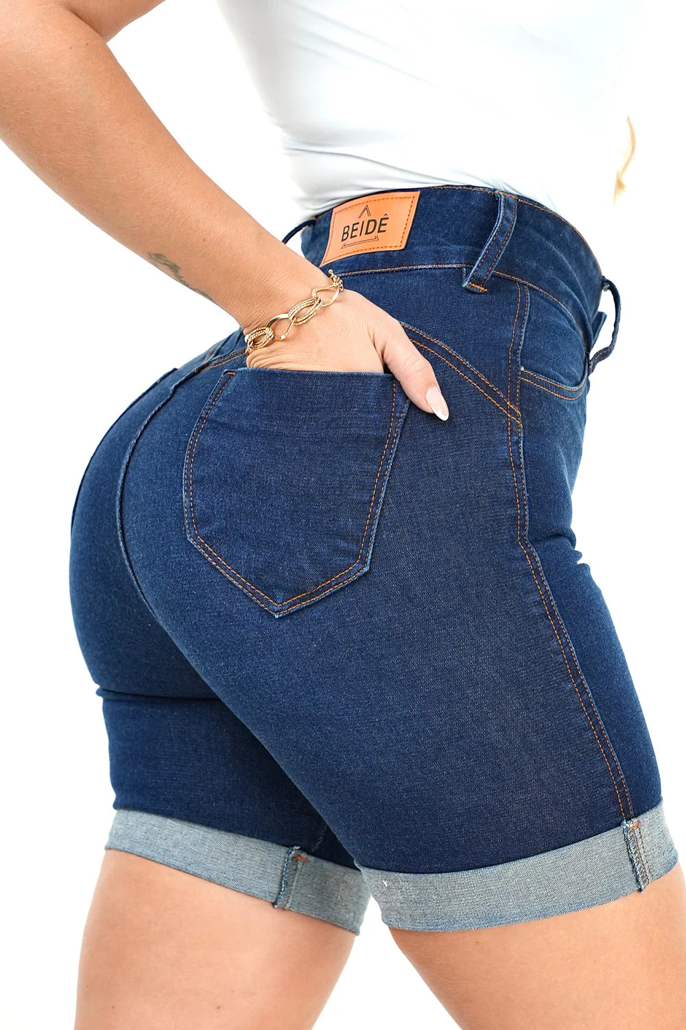 Shorts Jeans Feminino - Meia Coxa 2 Botões Índigo