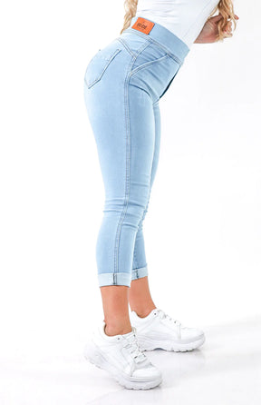 Calça Jeans Feminina - Extreme Power Comfy Capri Clara