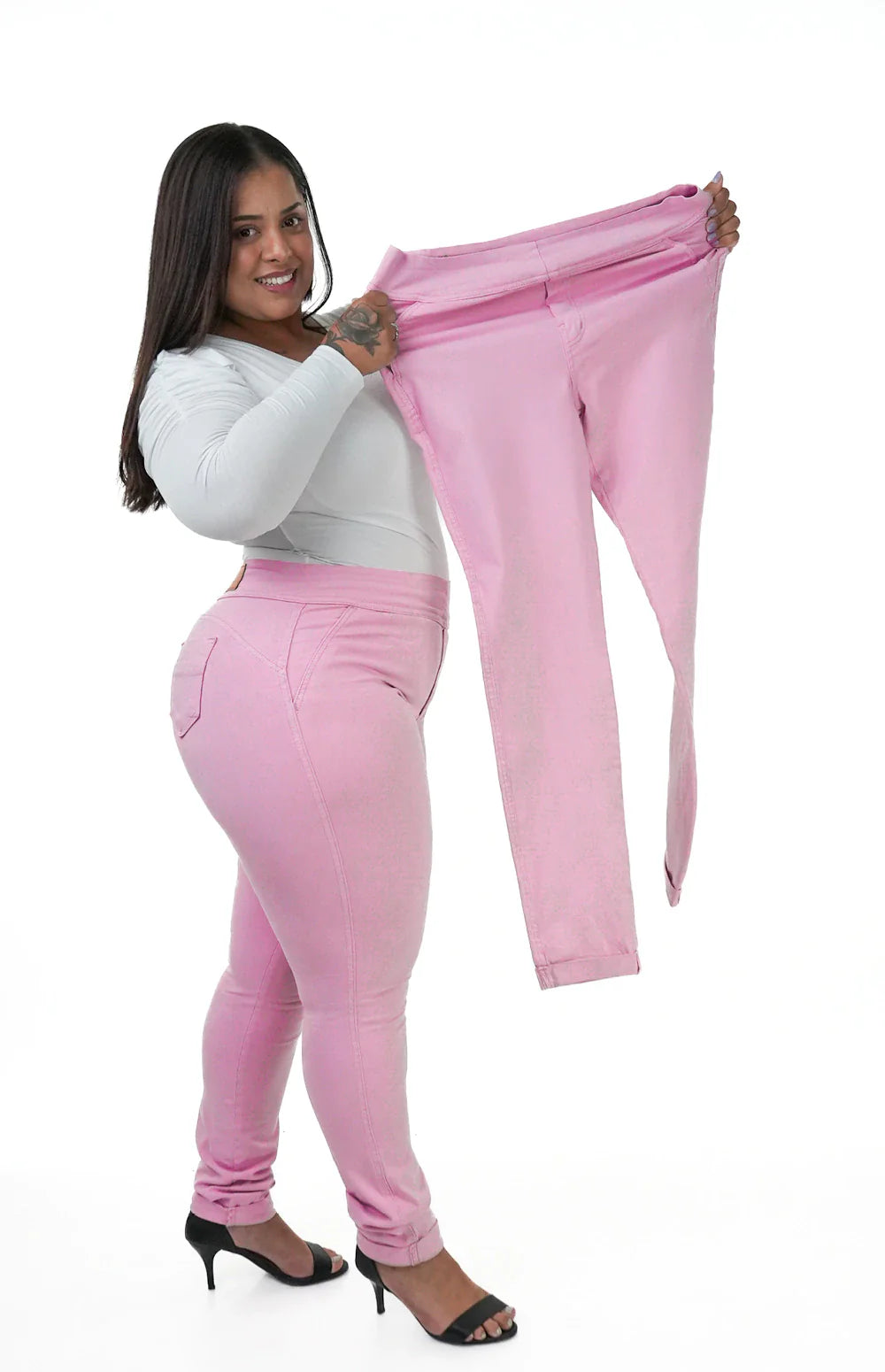 CALÇA JEANS PLUS SIZE - EXTREME POWER COMFY ROSA BEBÊ