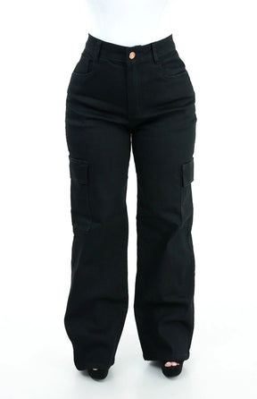CALÇA JEANS FEMININA - WIDE LEG CARGO PRETA