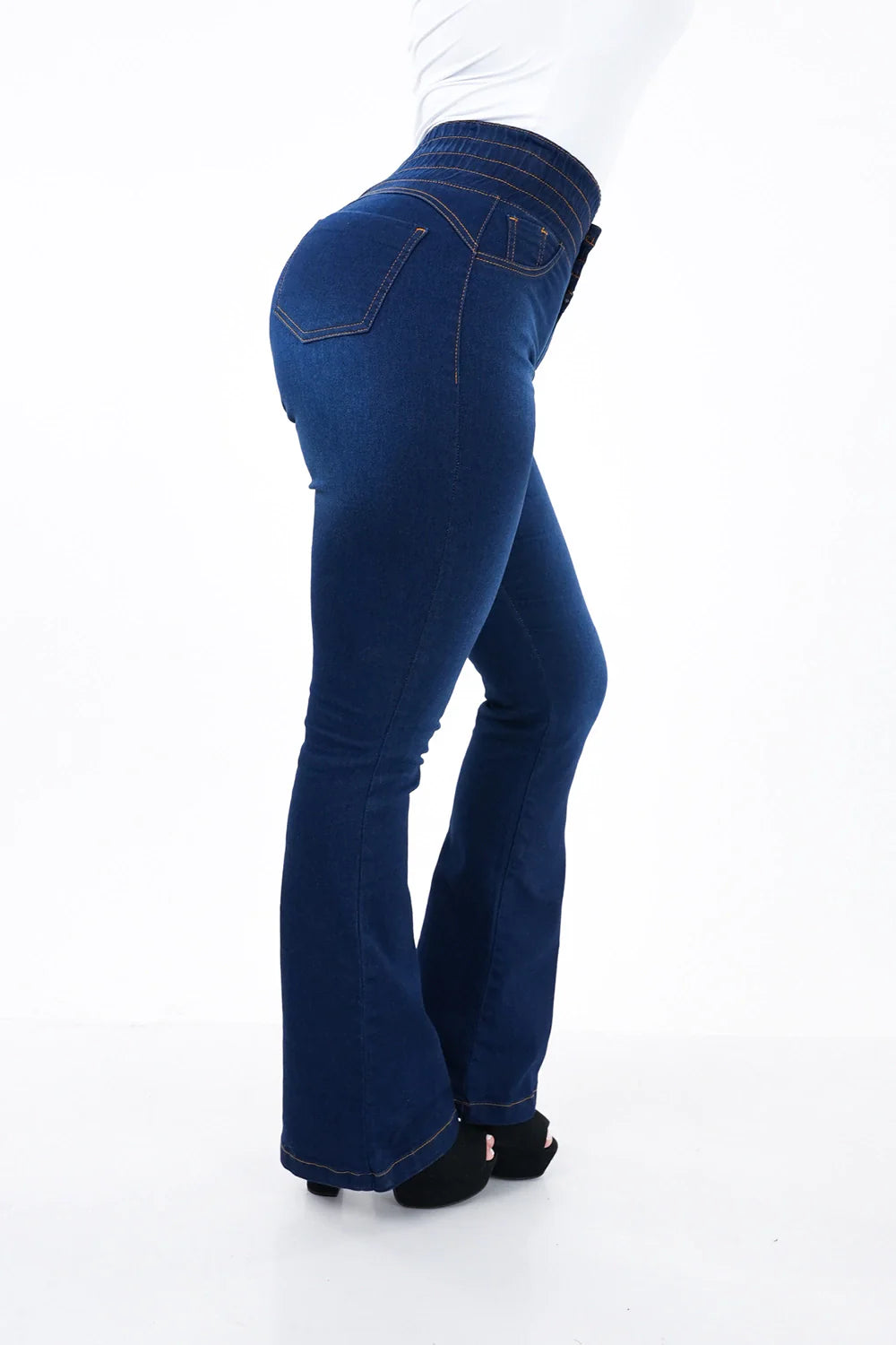 CALÇA JEANS FEMININA - FLARE CINTURA ELÁSTICA