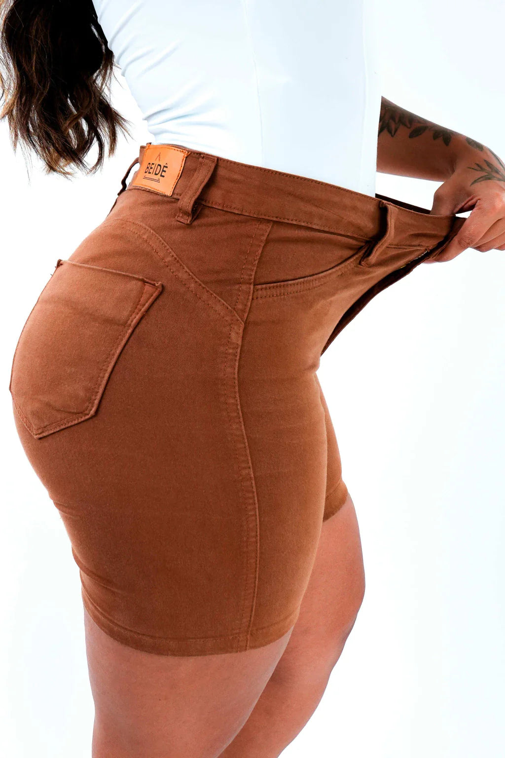 SHORTS JEANS MEIA COXA - TERRACOTA